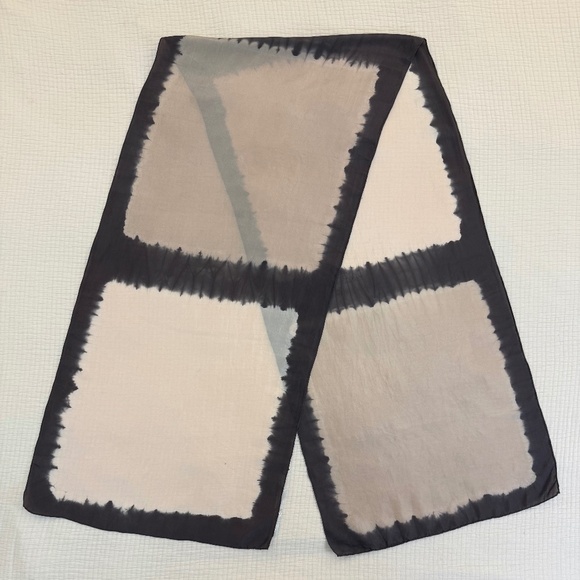 Eileen Fisher Silk Scarf 🇯🇵 – Made in Japan, Hand Rolled Edges, 17.5" x 74" - Picture 4 of 9